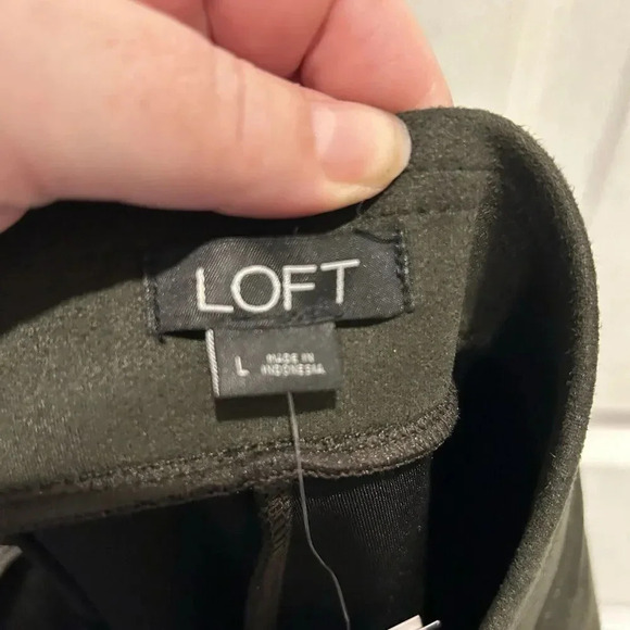 NWT LOFT High Rise Faux Suede Leggings Dark Caper Olive Green Large Gold Zipper - Picture 8 of 9